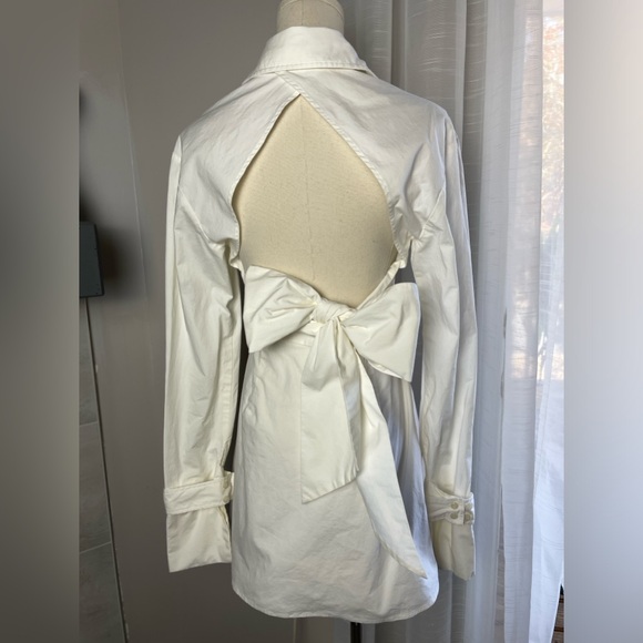 L'Academie Evianna Shirt Dress in Cream White Size Small Cut Out Open Back Bow - Picture 9 of 12
